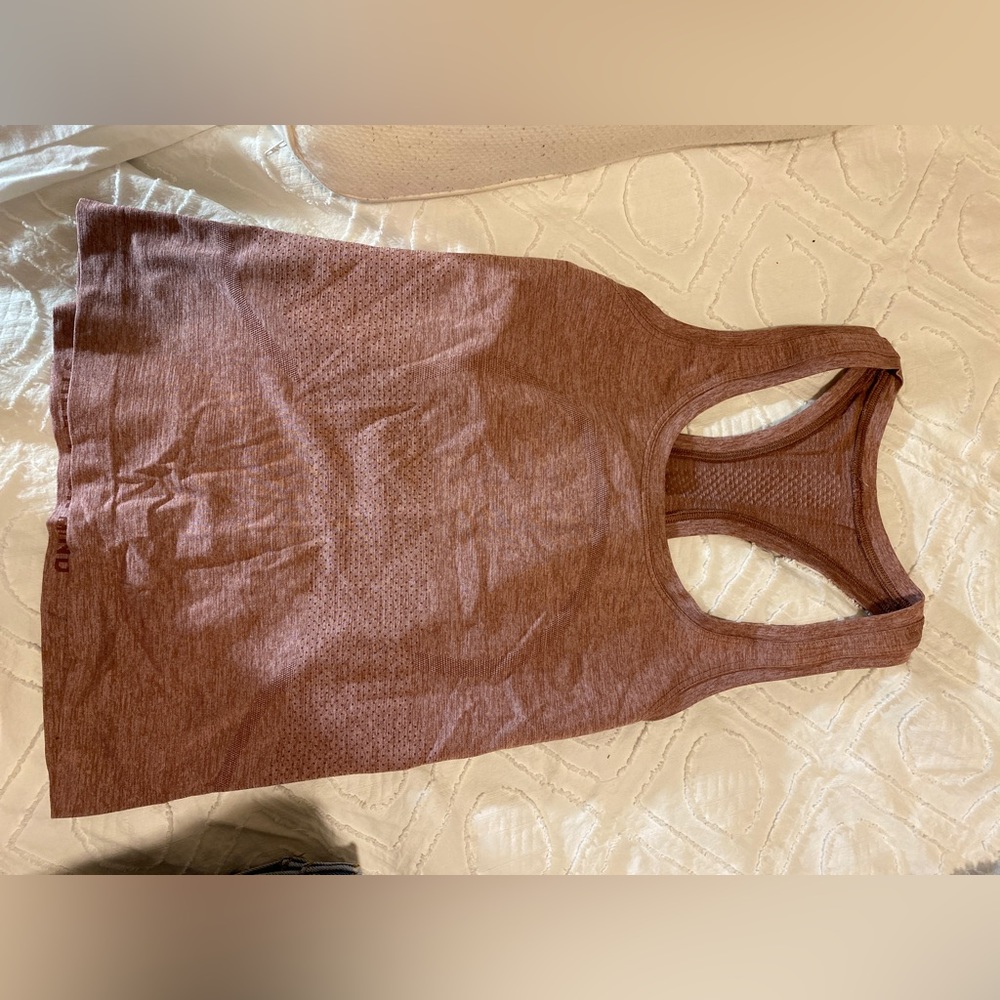 Lululemon pink tank top